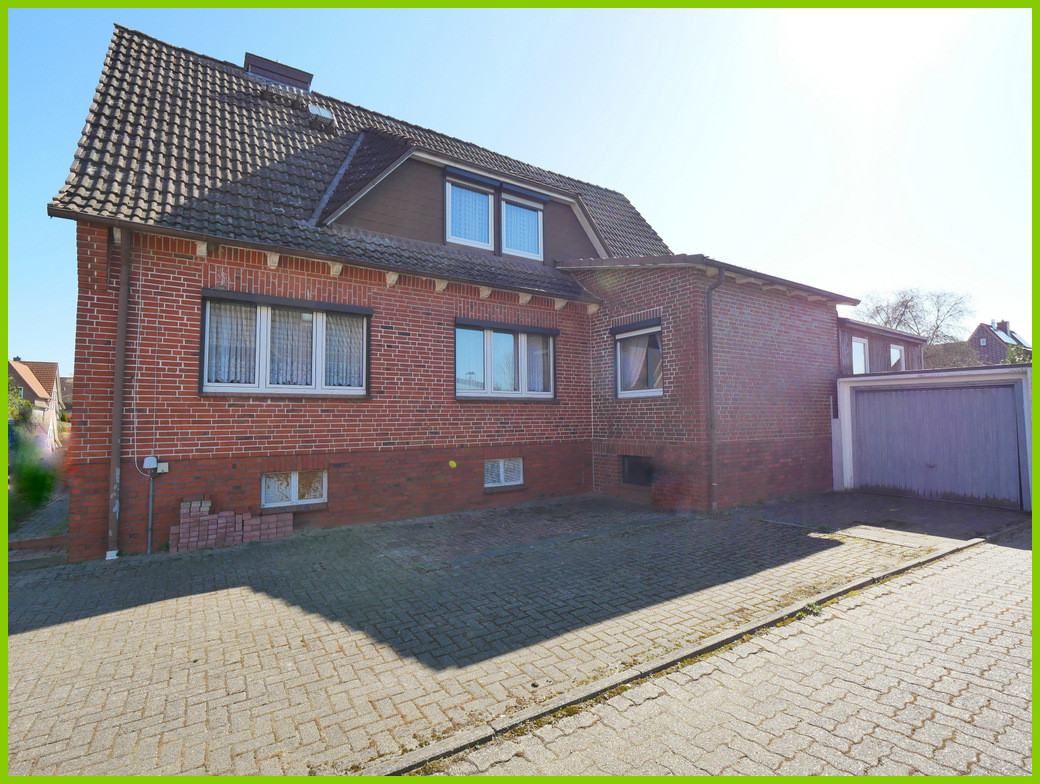 Seite mit Garage