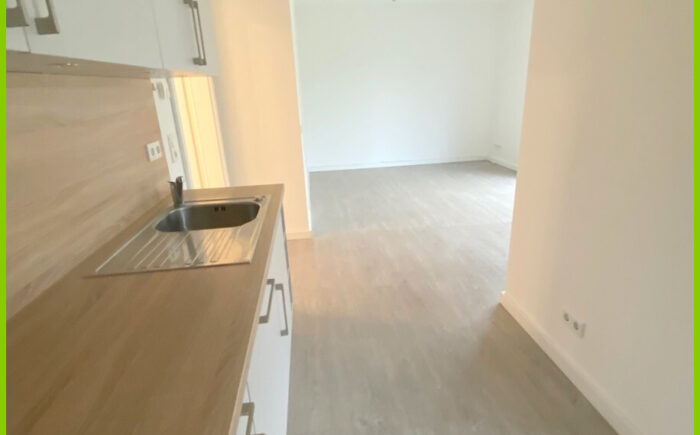 Blick ins Wohnzimmer