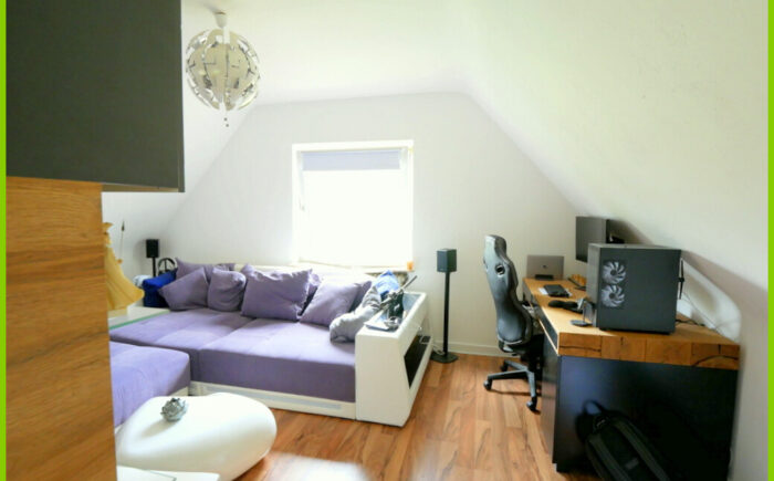 Schlafzimmer DG