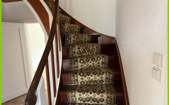 Treppe zum DG